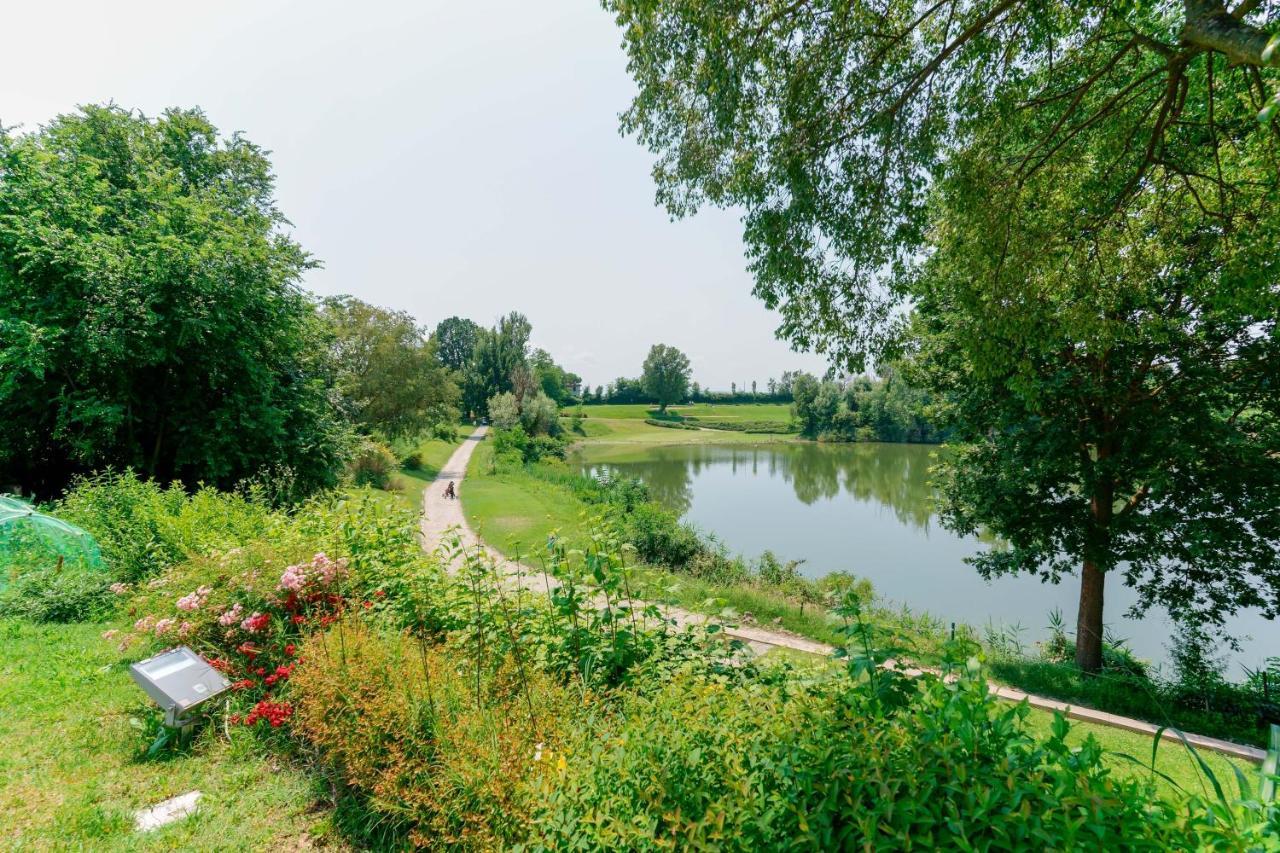 B&B Hole6 Καστενάζο Εξωτερικό φωτογραφία